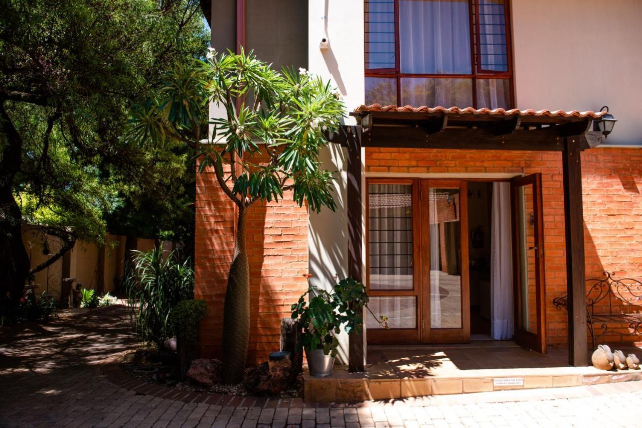 37 On Charles Hotel Pretoria Bagian luar foto