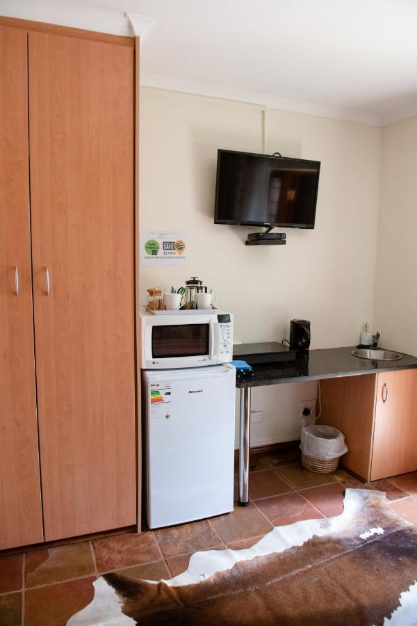 37 On Charles Hotel Pretoria Bagian luar foto