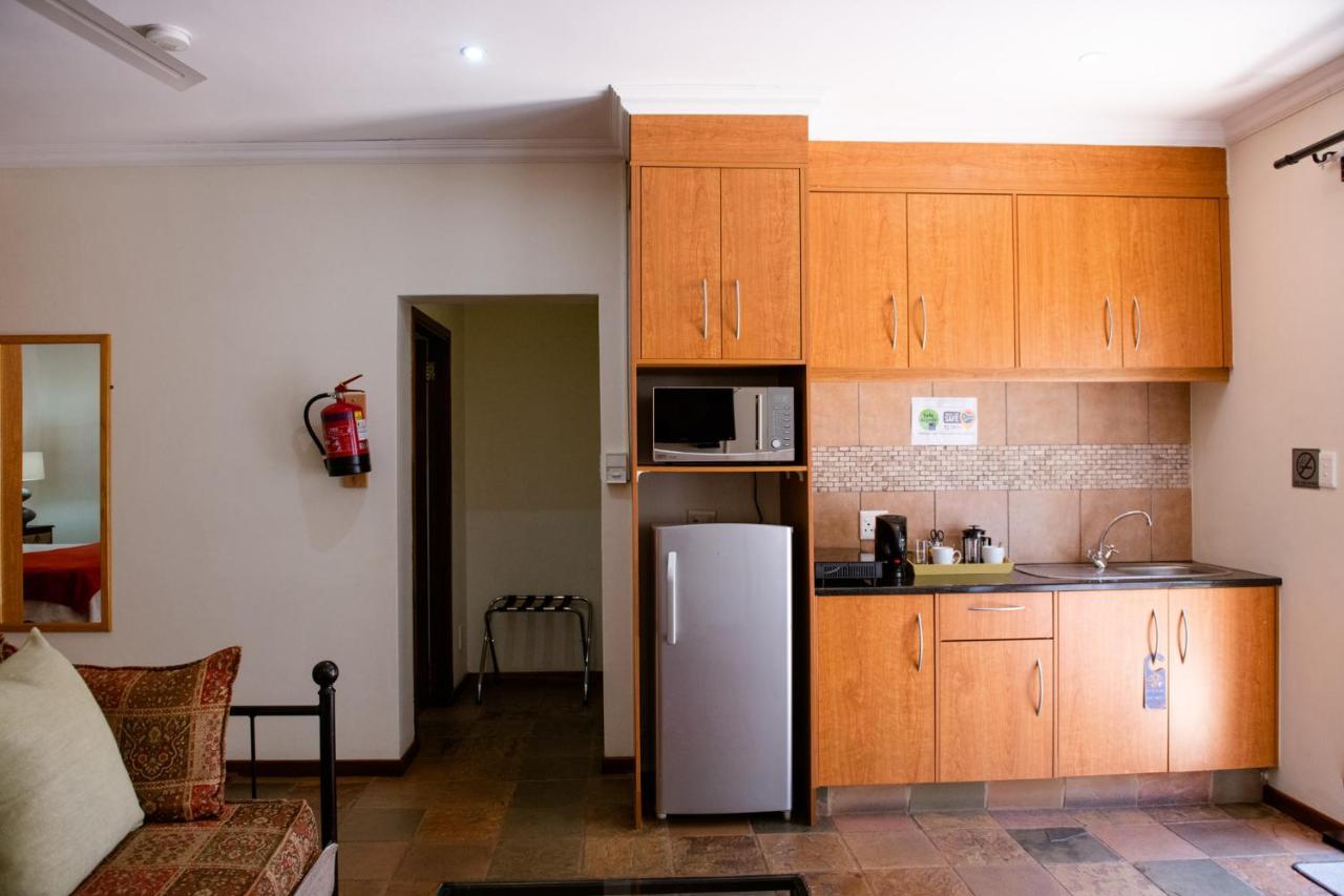 37 On Charles Hotel Pretoria Bagian luar foto