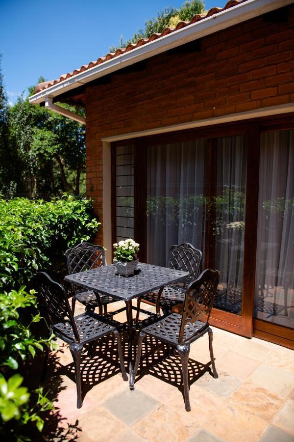 37 On Charles Hotel Pretoria Bagian luar foto