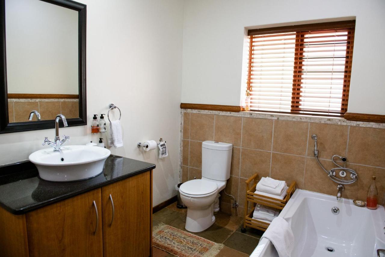 37 On Charles Hotel Pretoria Bagian luar foto